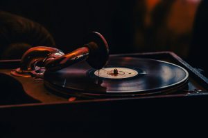 denny-muller-7lUTqd0ih5Q-unsplash